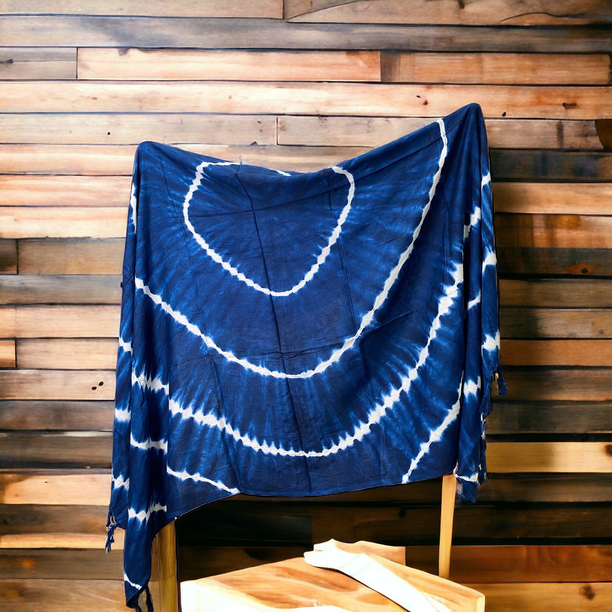 Indigo Arc Sarong – Versatile Beach Cover-Up & Wrap | Navy & White